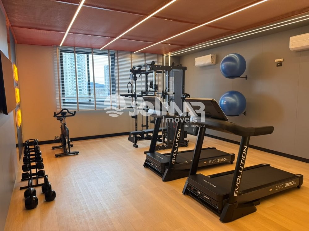2 DORM SENDO 2 SUITES 2 VAGAS  MEIA PRAIA 