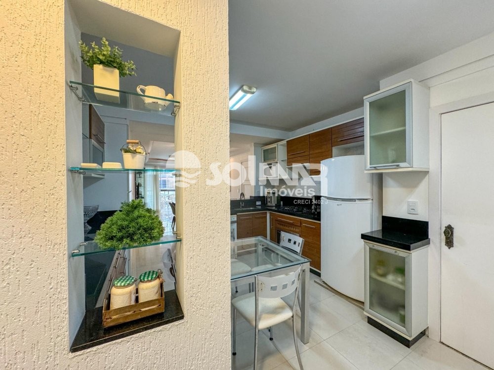 4 DORM SENDO 2 SUITES 1 VAGA DE GARAGEM MEIA PRAIA