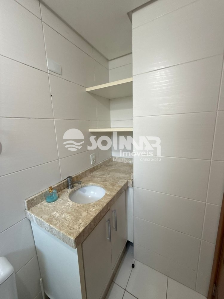 2 DORM SENDO 1 SUITE 1 VAGA  MEIA PRAIA 