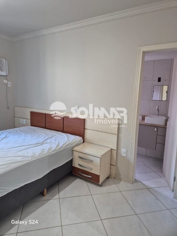 3 DORM SENDO 2 SUITES 1 VAGA  MEIA PRAIA 