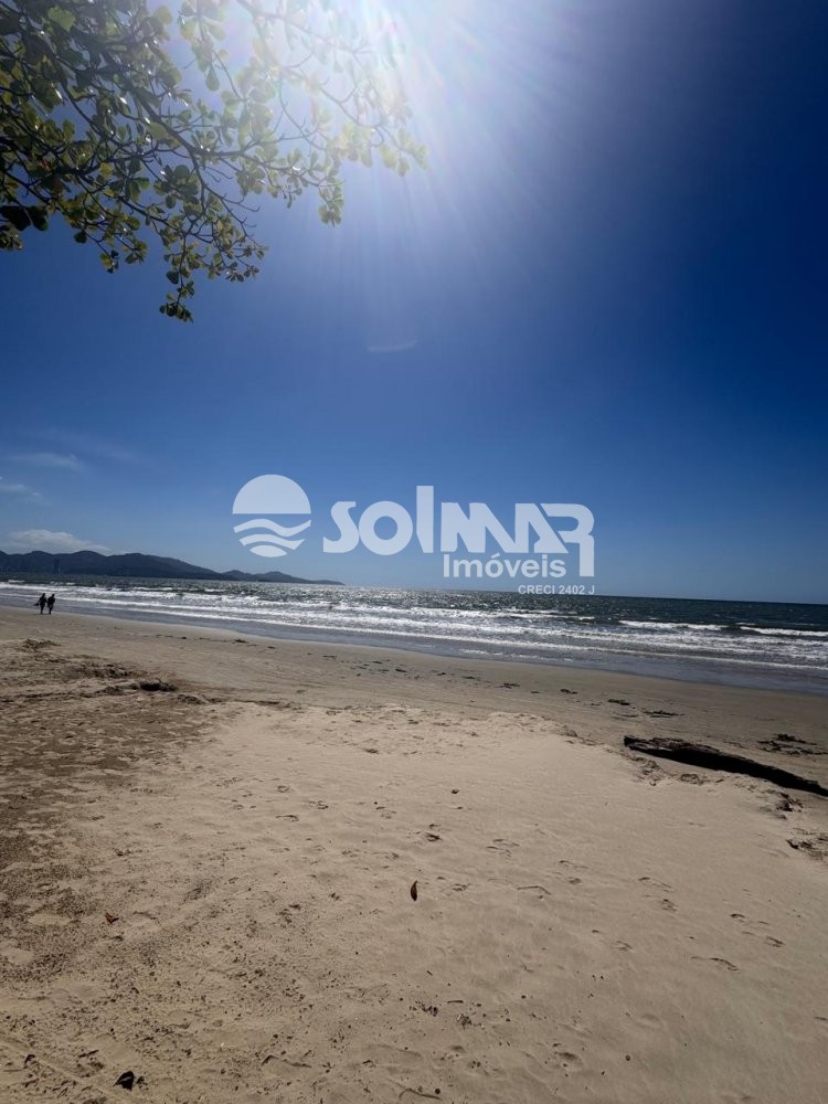 (ANUAL) 04 SUITES 03 VAGAS -QUADRA MAR -  MEIA PRA