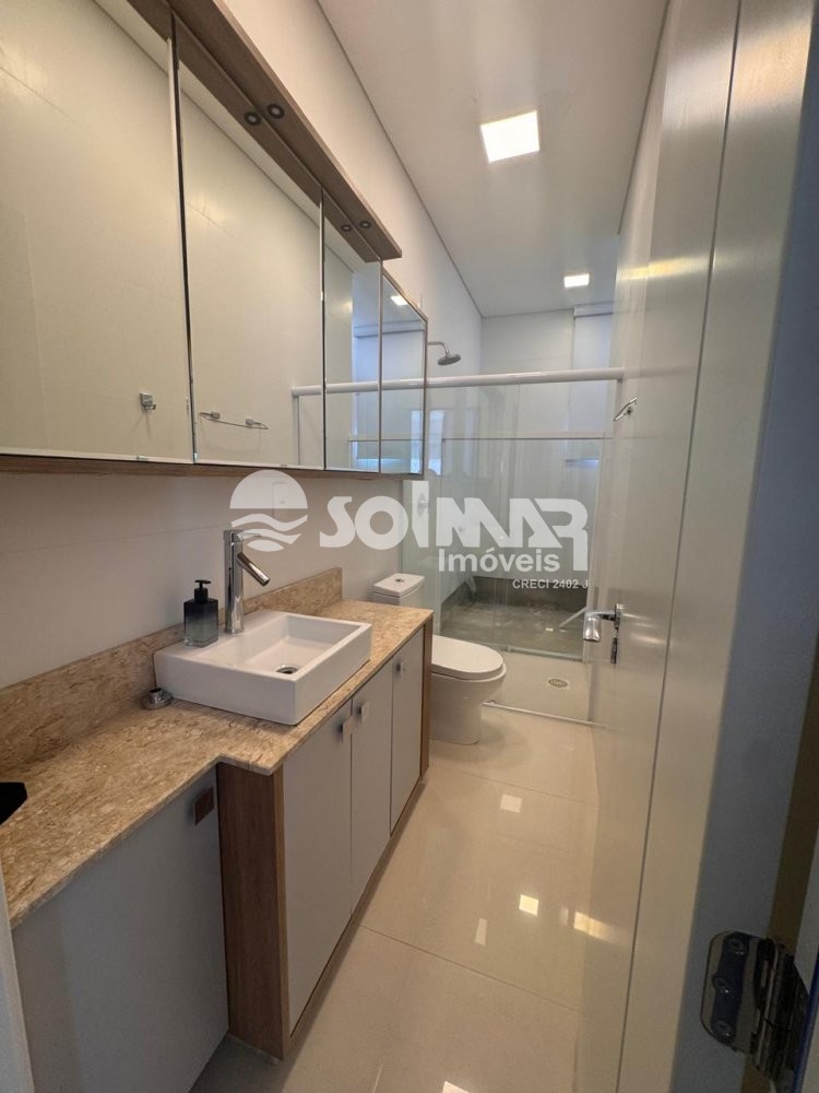 (ANUAL) 04 SUITES 03 VAGAS -QUADRA MAR -  MEIA PRA