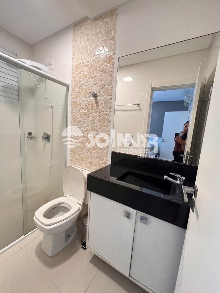 APTO  COM 3 SUITES, LINDA  VISTA 3 VAGAS
