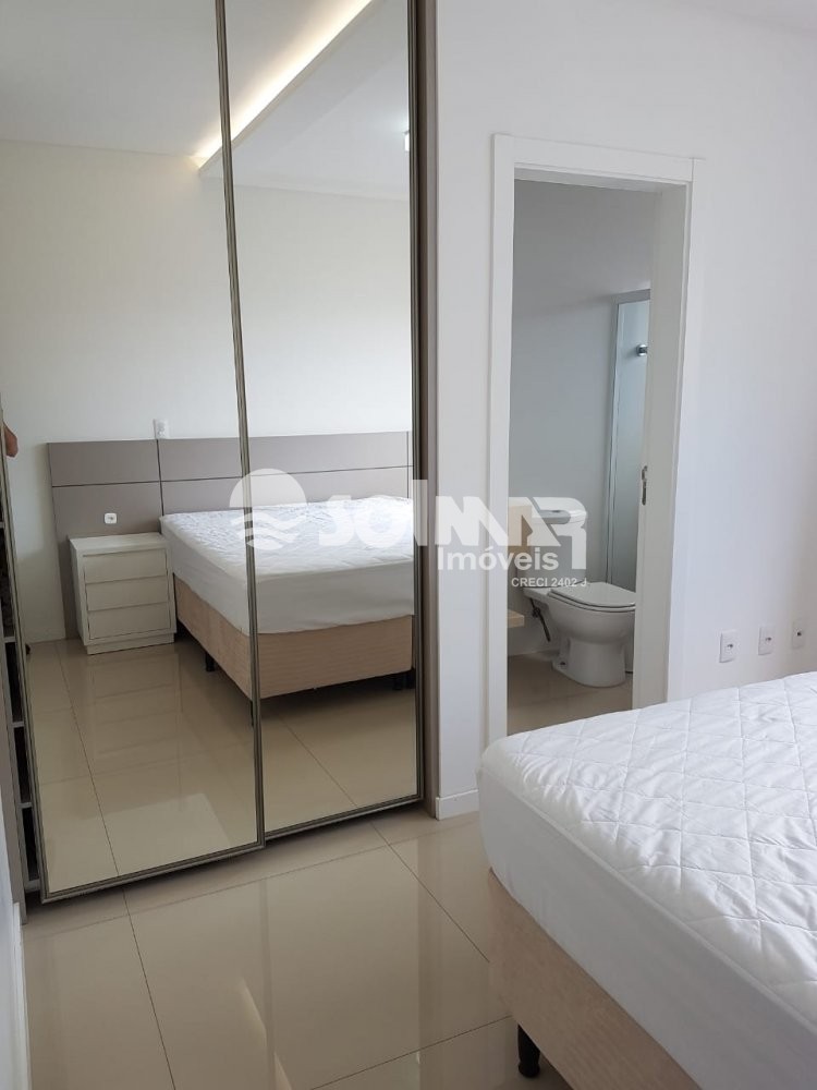 3 SUITES 3 VAGAS DE GARAGEM - MEIA PRAIA