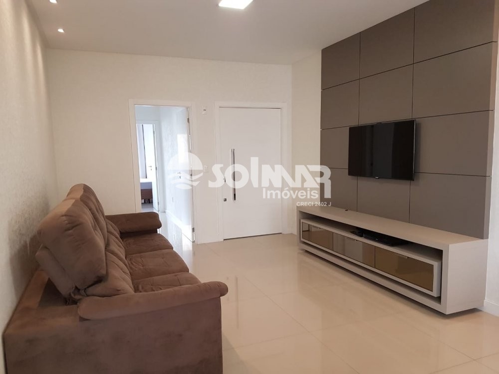 3 SUITES 3 VAGAS DE GARAGEM - MEIA PRAIA
