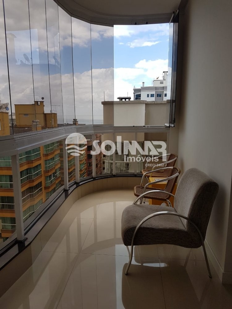 3 SUITES 3 VAGAS DE GARAGEM - MEIA PRAIA