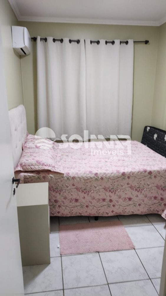 3 DORM SENDO 1 SUITE 1 VAGA  MOBILIADO- MEIA PRAIA