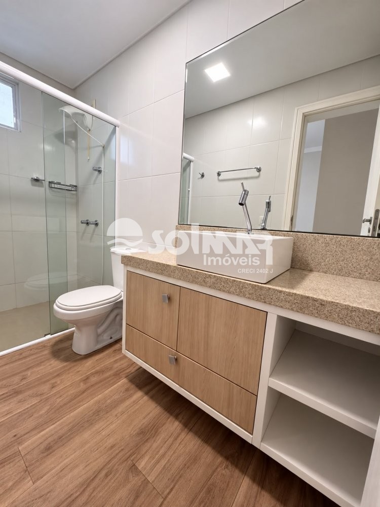 3 SUITES 1 VAGA DE GARAGEM - MEIA PRAIA