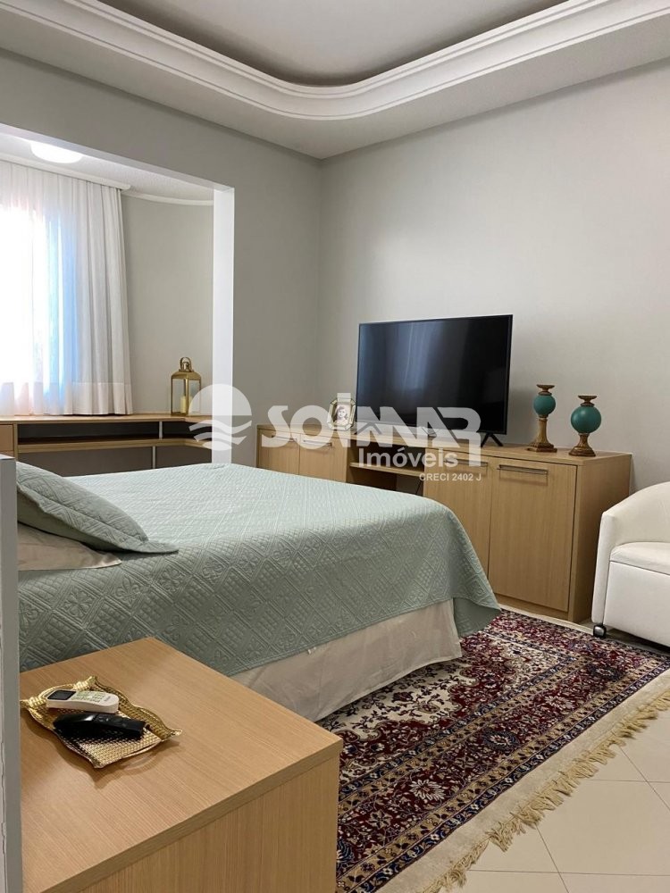  4 SUITES 2 VAGAS SACADA COM JACUZZI MEIA PRAIA