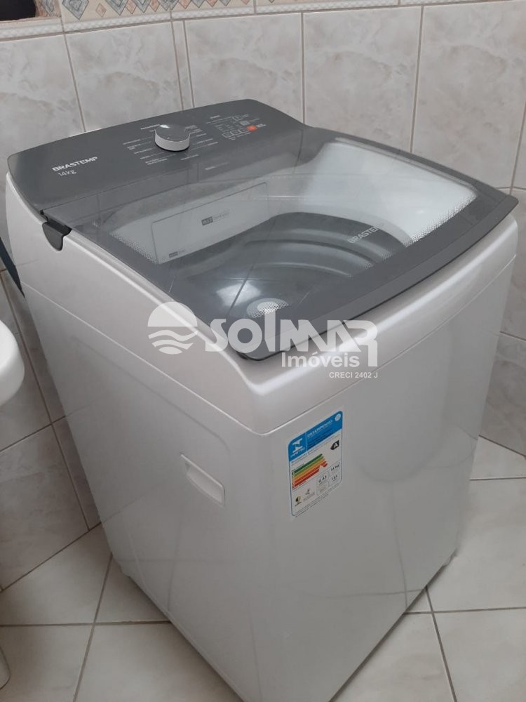 3 DORMiTORIOS SENDO 2 SUITES 2 VAGAS  DE GARAGEM 