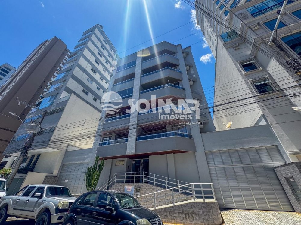 2 DORM SENDO 1 SUITE 1 VAGA  MEIA PRAIA