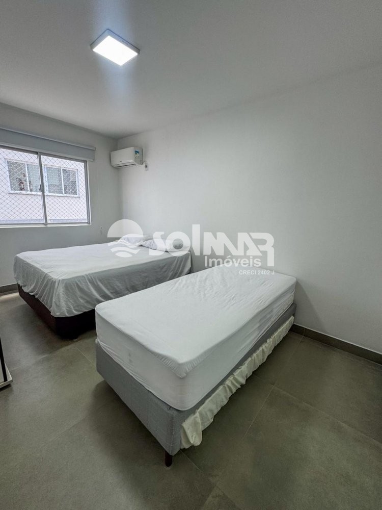 2 DORM SENDO 1 SUITE 1 VAGA  MEIA PRAIA