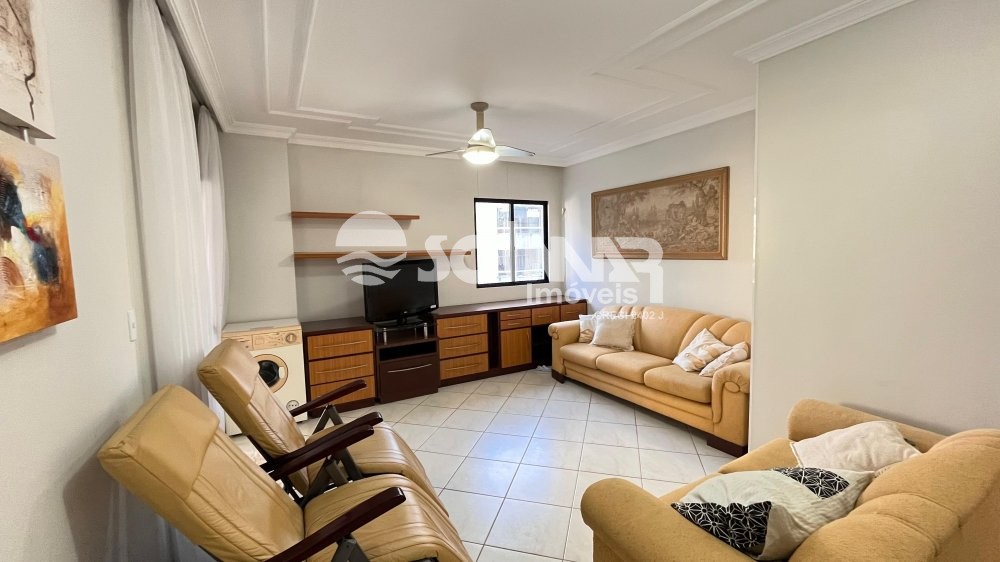 04 DORM E 02 VAGAS DE GARAGEM - AT 200M DO MAR