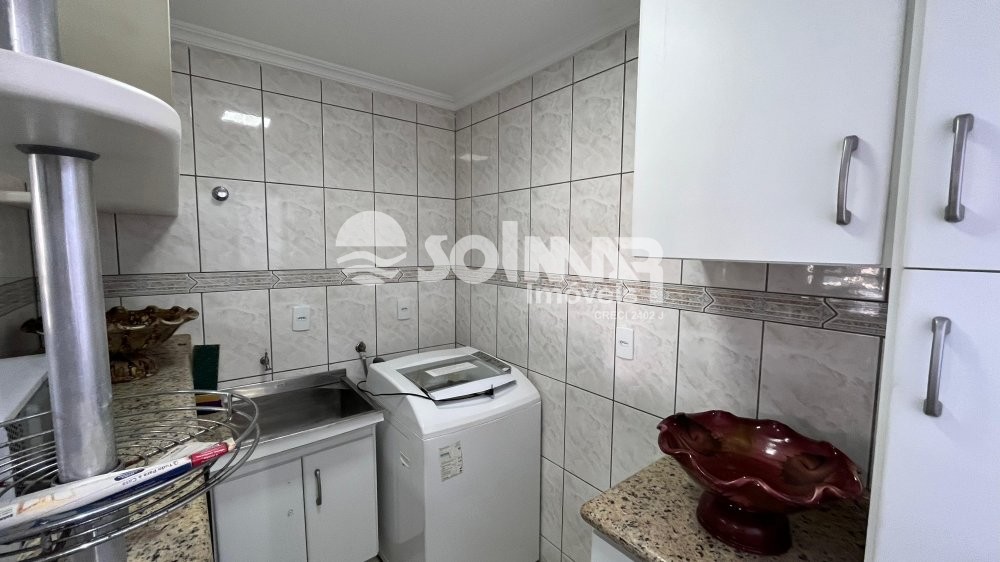 04 DORM E 02 VAGAS DE GARAGEM - AT 200M DO MAR