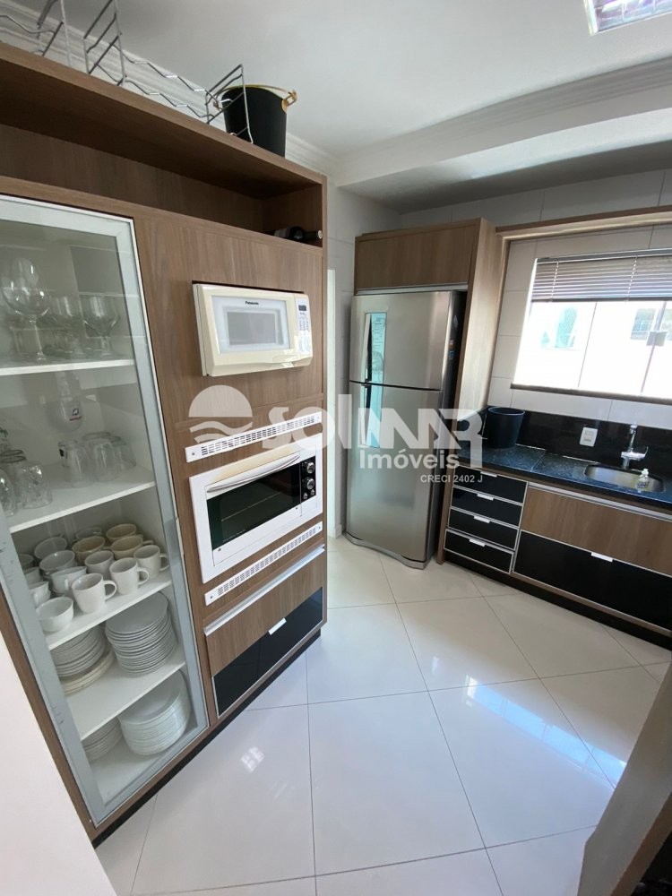 03 SUTES E 02 VAGAS DE GARAGEM - ANDAR ALTO