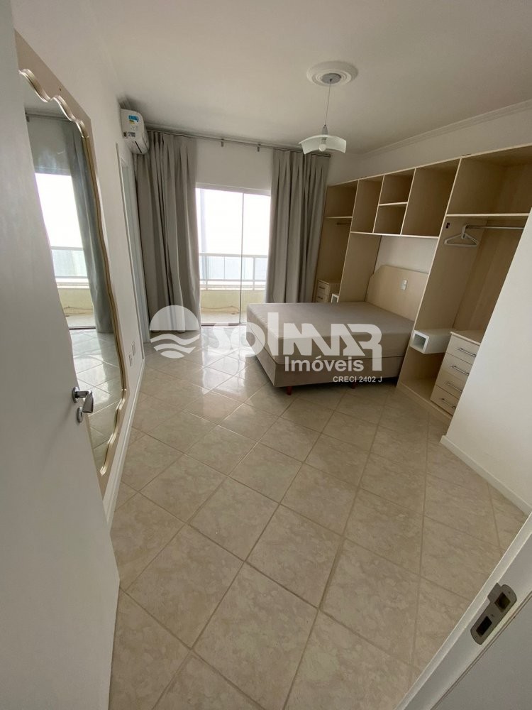 04 DORM SENDO 03 SUTES E 02 VAGAS - QUADRA MAR