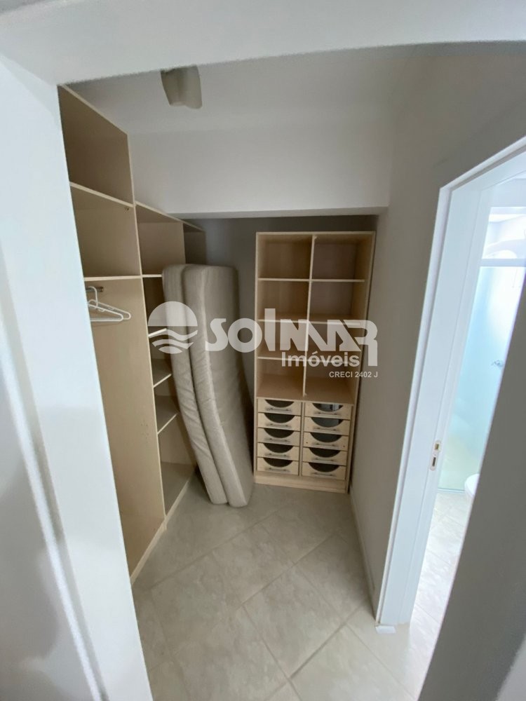 04 DORM SENDO 03 SUTES E 02 VAGAS - QUADRA MAR