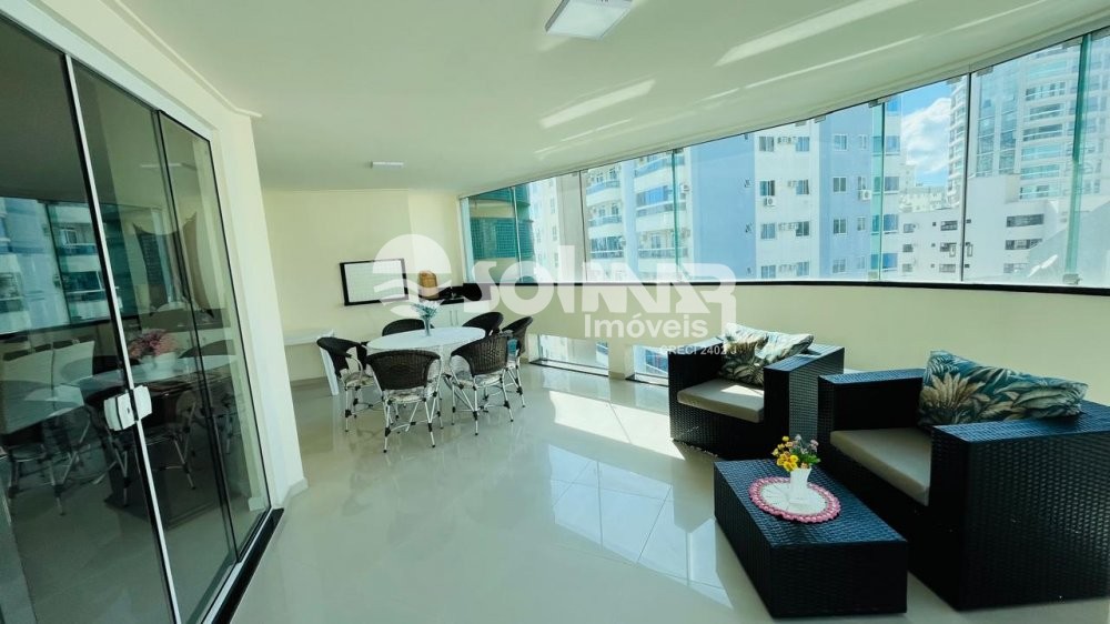 03 DORM E 02 VAGAS DE GARAGEM - MEIA PRAIA