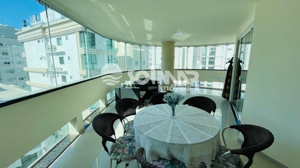 03 DORM E 02 VAGAS DE GARAGEM - MEIA PRAIA