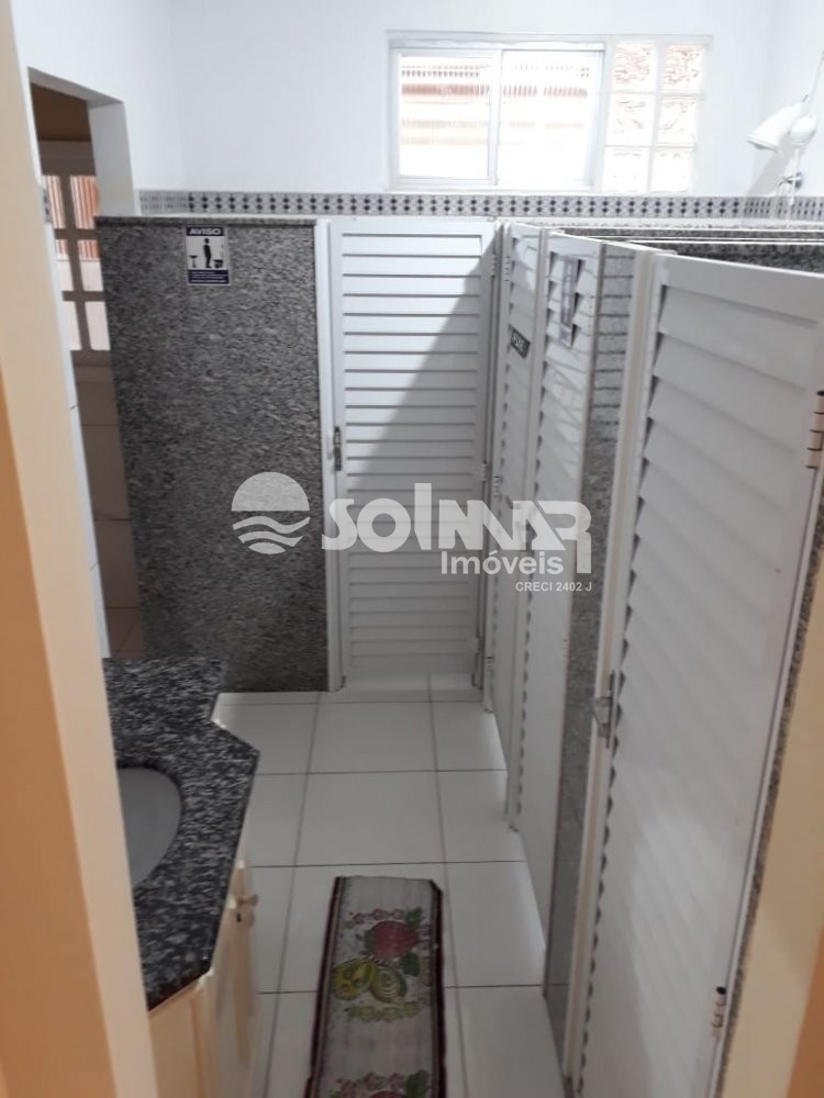 CASA DE EXCURS�O BEM LOCALIZADA - MEIA PRAIA