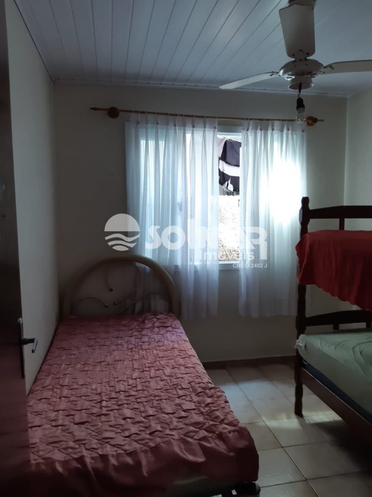 04 DORMITRIOS E 04 VAGAS - CASA 