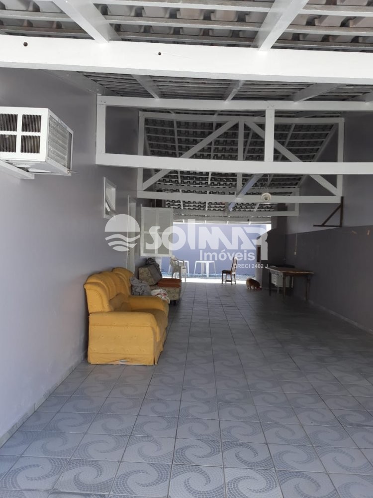 04 DORMITRIOS E 04 VAGAS - CASA 