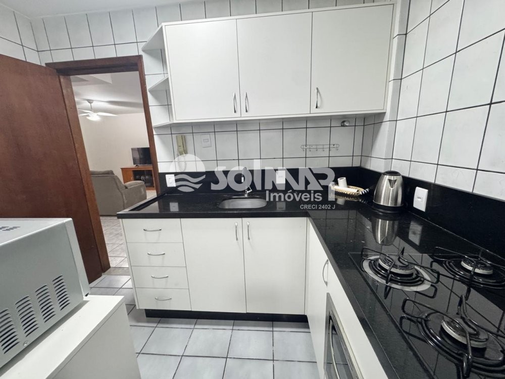 02 DORMITRIOS E 01 VAGA DE GARAGEM - MEIA PRAIA