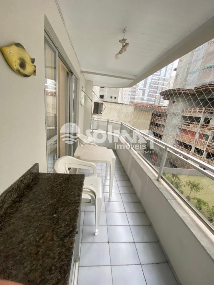 02 DORMITRIOS E 01 VAGA DE GARAGEM - MEIA PRAIA