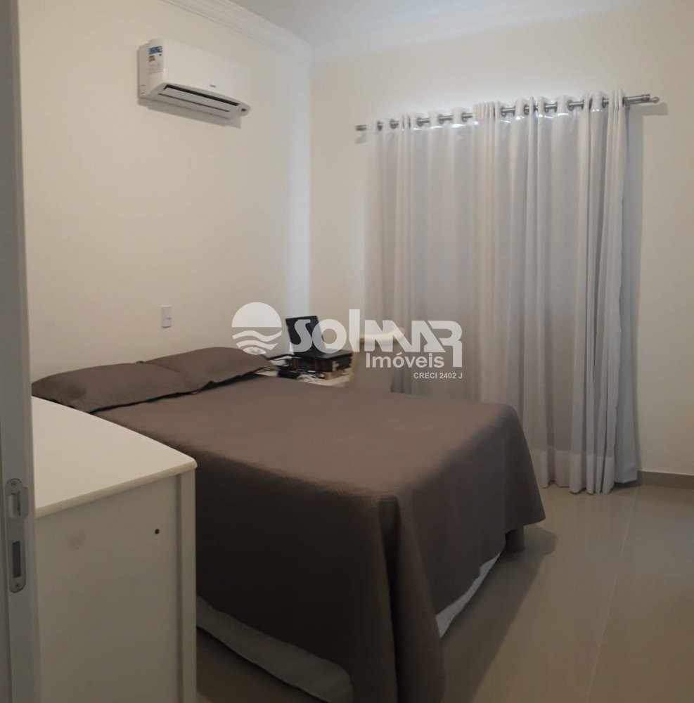 03 SUTES E 02 VAGAS DE GARAGEM - MEIA PRAIA 