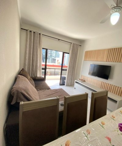 03 DORMIT�RIOS E 01 VAGA - LATERAL 1� AVENIDA 