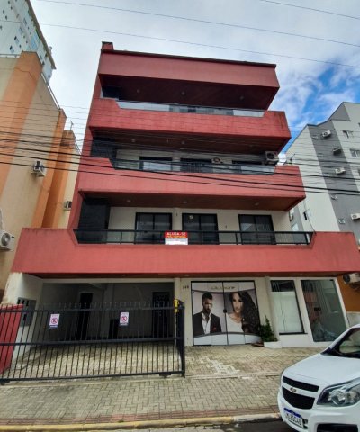 02 DORMIT�RIOS E 01 VAGA DE GARAGEM - MEIA PRAIA