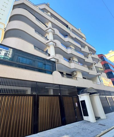 03 DORMIT�RIOS E 01 VAGA DE GARAGEM - QUADRA MAR 