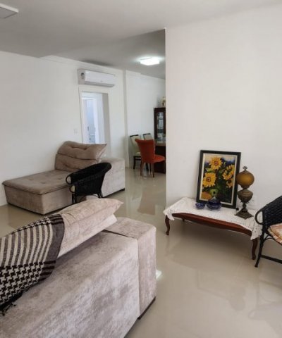 (ANUAL) 03 SUTES E 03 VAGAS - QUADRA MAR