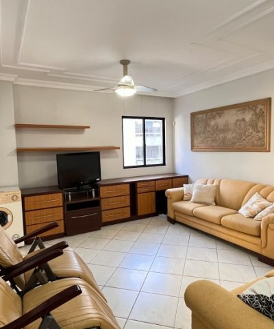 04 DORM E 02 VAGAS DE GARAGEM - AT� 200M DO MAR