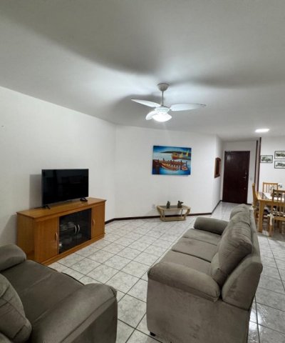 02 DORMIT�RIOS E 01 VAGA DE GARAGEM - MEIA PRAIA